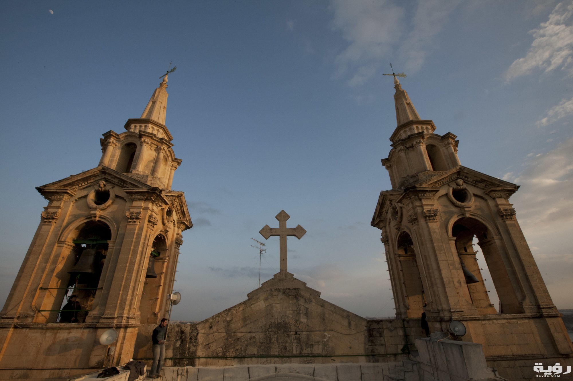 تفسير رؤية الصلاة في الكنيسة في المنام 5 church keyterms feature 2000x1333 1