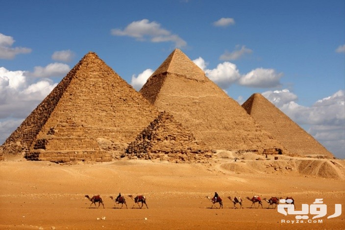 pyramids of giza 408476