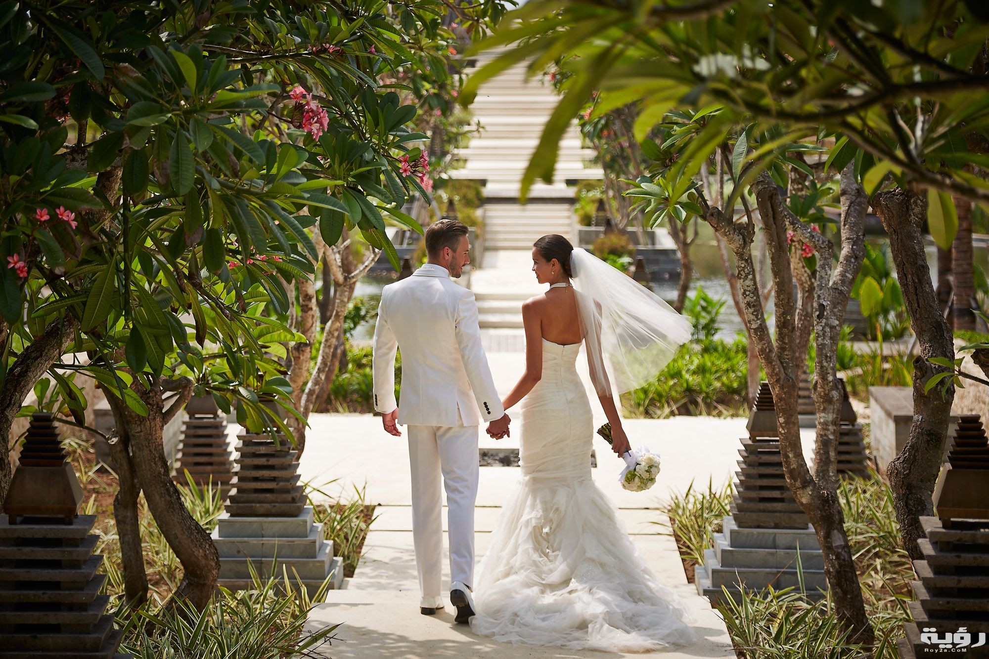 تفسير رؤية حضور فرح في المنام 3 تفسير حلم حضور فرح للعزباء5