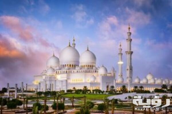 حلمت اني نائم في المسجد 3 الذهاب الى المسجد 600x400 1