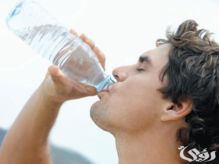 حكم من أفطر في رمضان ناسيًا