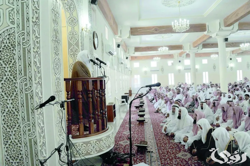 ما تفسير رؤية المنبر في المنام 1 تفسير رؤية المنبر