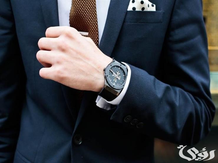 تفسير حلم رؤية ساعة اليد السوداء 5 تفسير حلم ساعة اليد السوداء