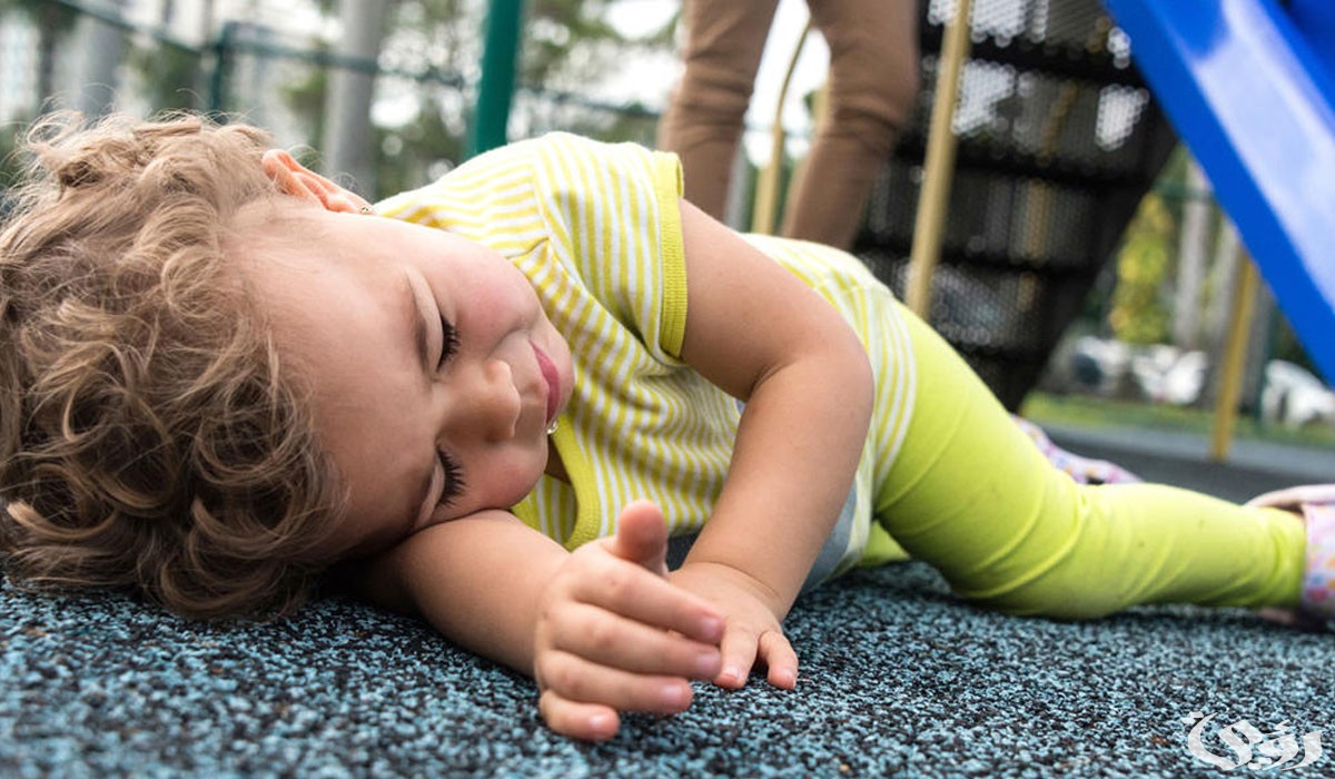 تفسير حلم رؤية سقوط طفل من مكان مرتفع 5 تفسير حلم سقوط طفل من مكان مرتفع