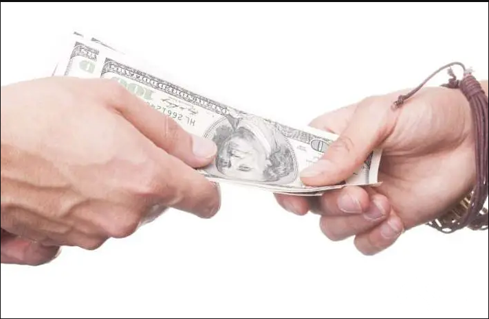 تفسير حلم شخص اعطاني نقود ورقية