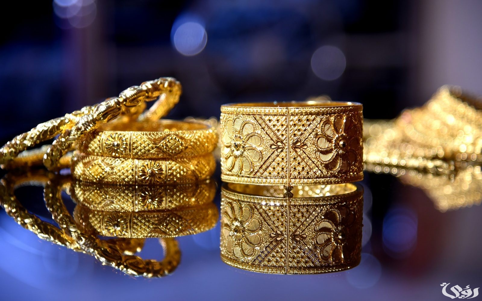 ما تفسير حلم رؤية أخذ الذهب من شخص معروف 4 تفسير حلم أخذ الذهب من شخص معروف