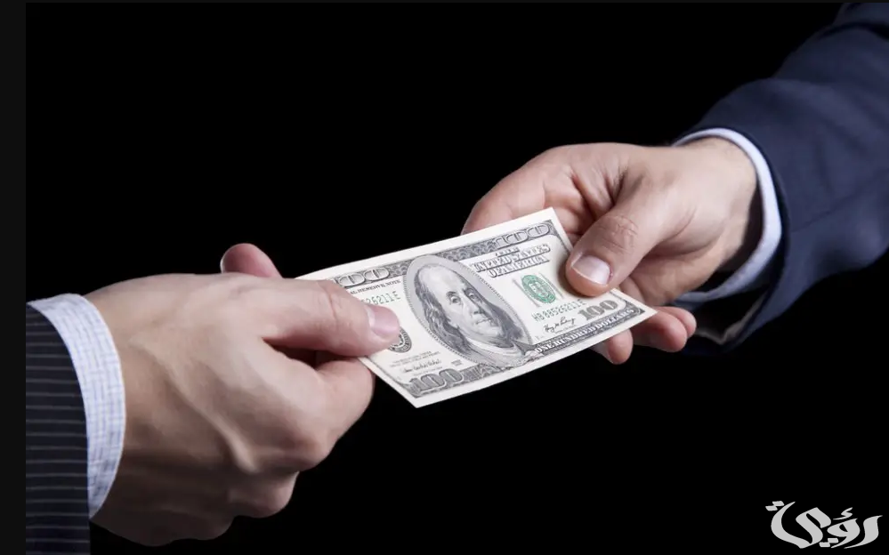 ما تفسير حلم رؤية اعطاء الميت نقود ورقية 5 تفسير حلم اعطاء الميت نقود ورقية