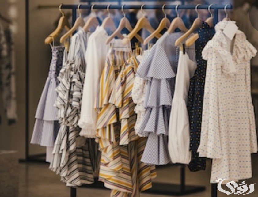 تفسير رؤية الملابس القديمة