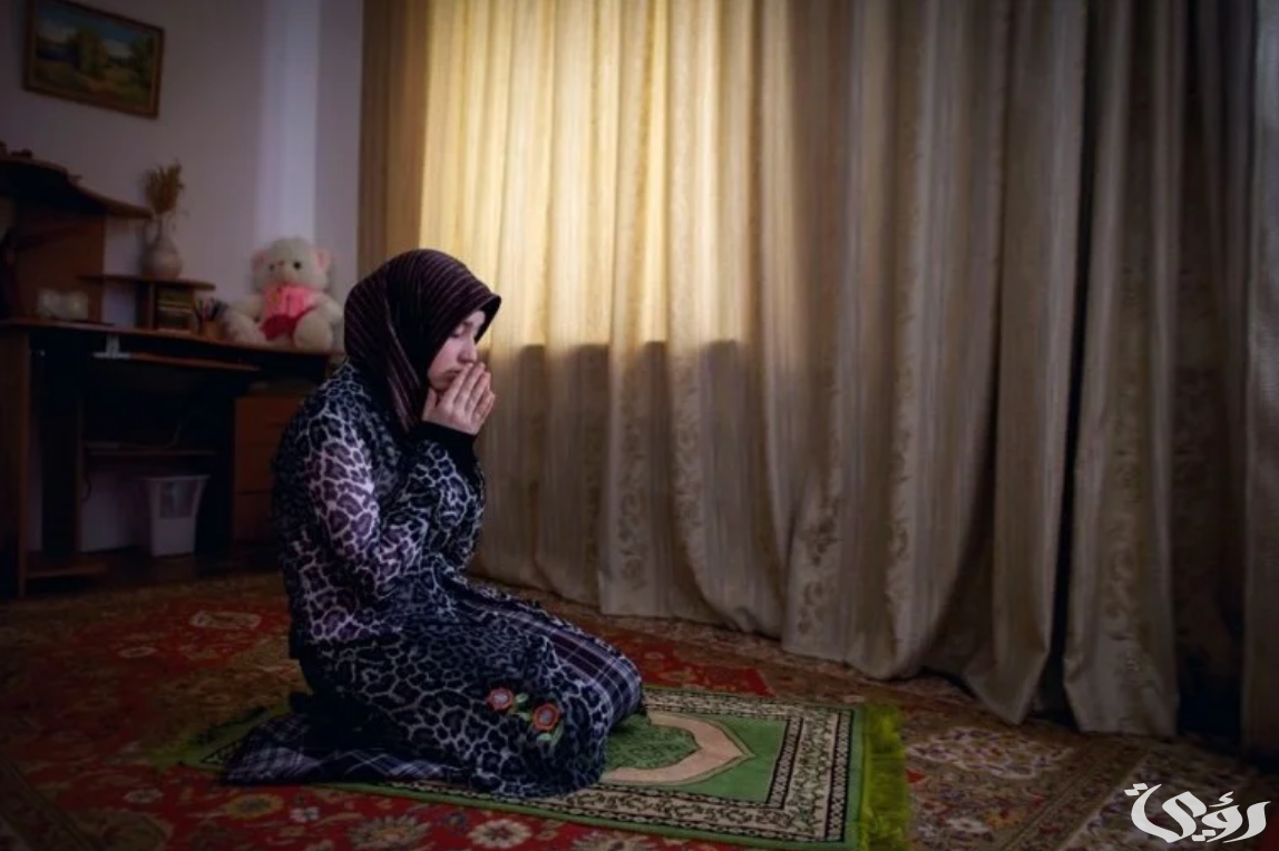 تفسير رؤية اني اصلي ورتل القرآن في المنام 2 تفسير رؤية اني اصلي ورتل القرآن