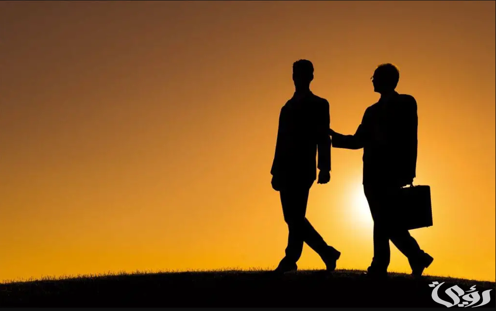 تفسير رؤية زملاء العمل القديم