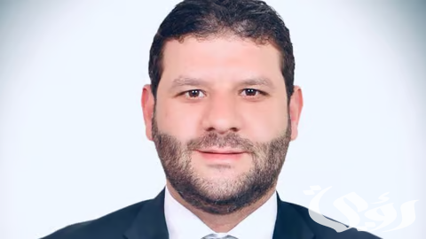 اخترع صمامًا ذكيًّا للتحكم عن بُعد في ربوت تغيير الكسوة والمعدات المستخدمة في الحرم 4 اخترع صمامًا ذكيًّا للتحكم عن بُعد في المعدات الثقيلة وروبوت تغيير الكسوة.. مسيرة مليئة بالابتكارات لـ"الحنفي"