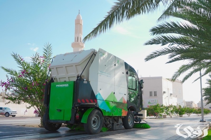 أمانة المدينة المنوّرة تزيل 51 لوحة دعائية مخالفة وبعض الكتابات المشوّهة للمنظر 5 المدينة المنوّرة.. إزالة 51 لوحة دعائية مخالفة و853 م2 من الكتابات المشوّهة للمنظر