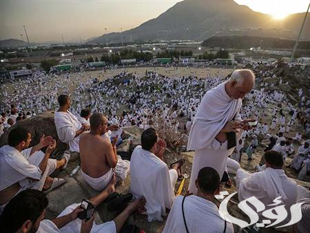 "وزارة الحج" تسعتد لفرض الالتزام البيئي بأكثر من 1500 موقع في الحج 3 استعدادات مبكرة لفرض الالتزام البيئي بأكثر من 1500 موقع في الحج