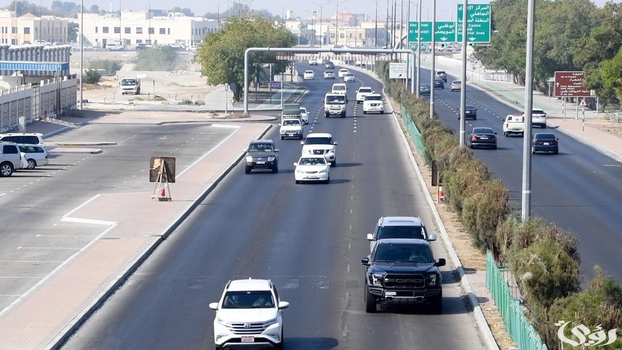 الإمارات تفرض غرامة 400 درهم على تغطية لوحات أرقام المركبات المقطورة