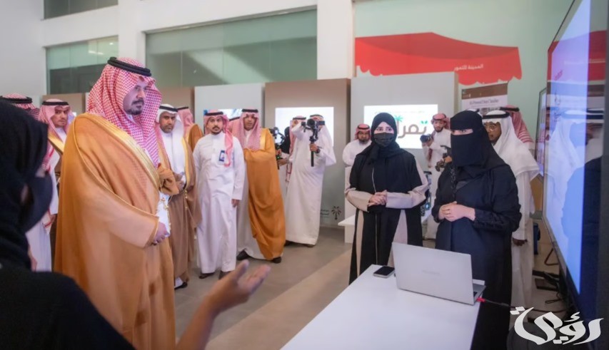 سلمان بن سلطان يرعى الحفل الختامي لموسم تمور المدينة ويتفقد المعرض المصاحب