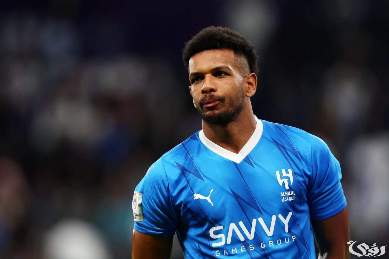 بعد تألقه مع النادي | الهلال السعودي يقرر تمديد عقد “البليهي” وغضّ النظر عن أفعاله