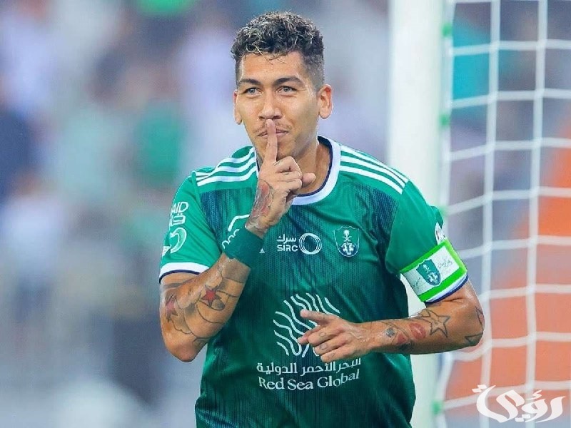 هل يجدد الأهلي دماؤه؟ تصريحات تكشف حقيقة رحيل روبرتو فيرمينو