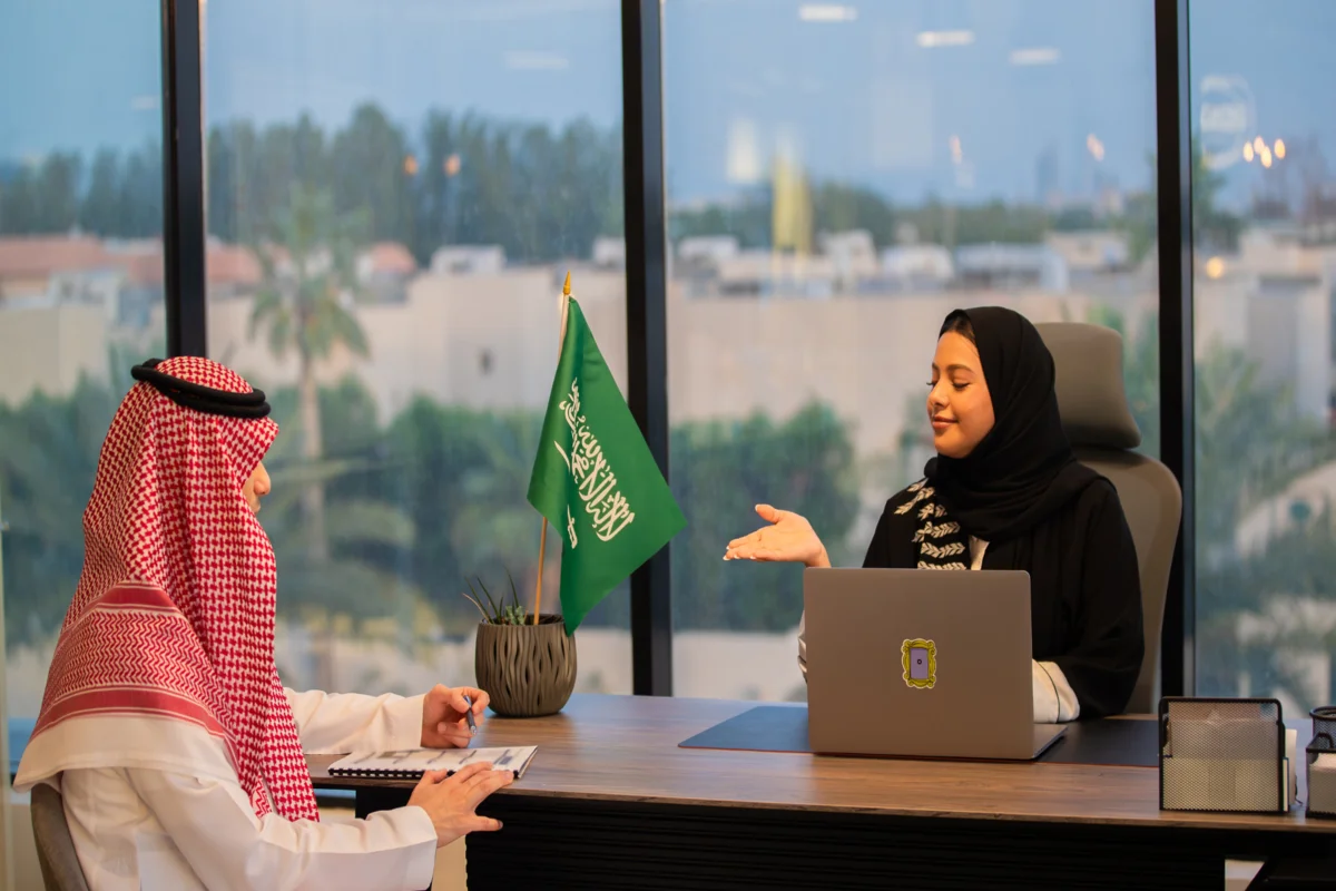 شروط جديدة لتأشيرات العمل للوافدين من هذه الدول في السعودية 2025