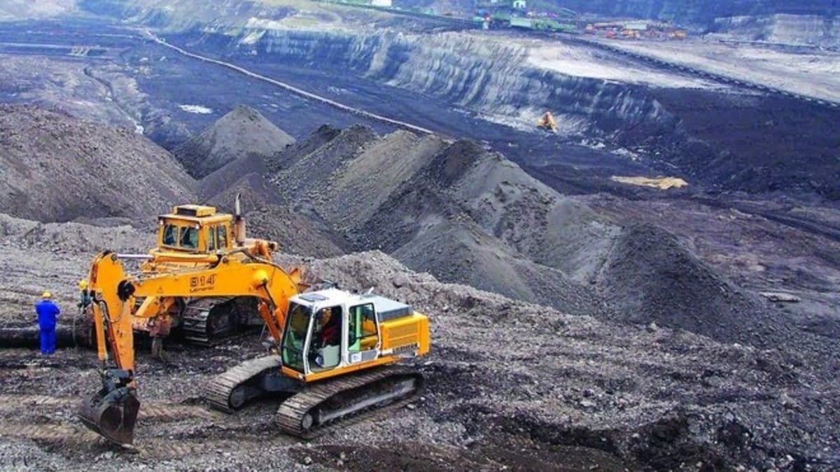 اكتشاف مذهل في السعودية: أكبر منجم لمعدن أغلى من الذهب يُعد كنزًا يفوق آبار النفط بعشر مرات!