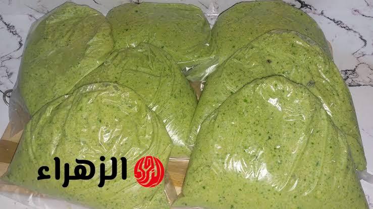 اكتشف سر عجينة الطعمية المثالية من صاحب مطعم شهير: طريقة سهلة لتحضير فطور طازج ولذيذ كل يوم!